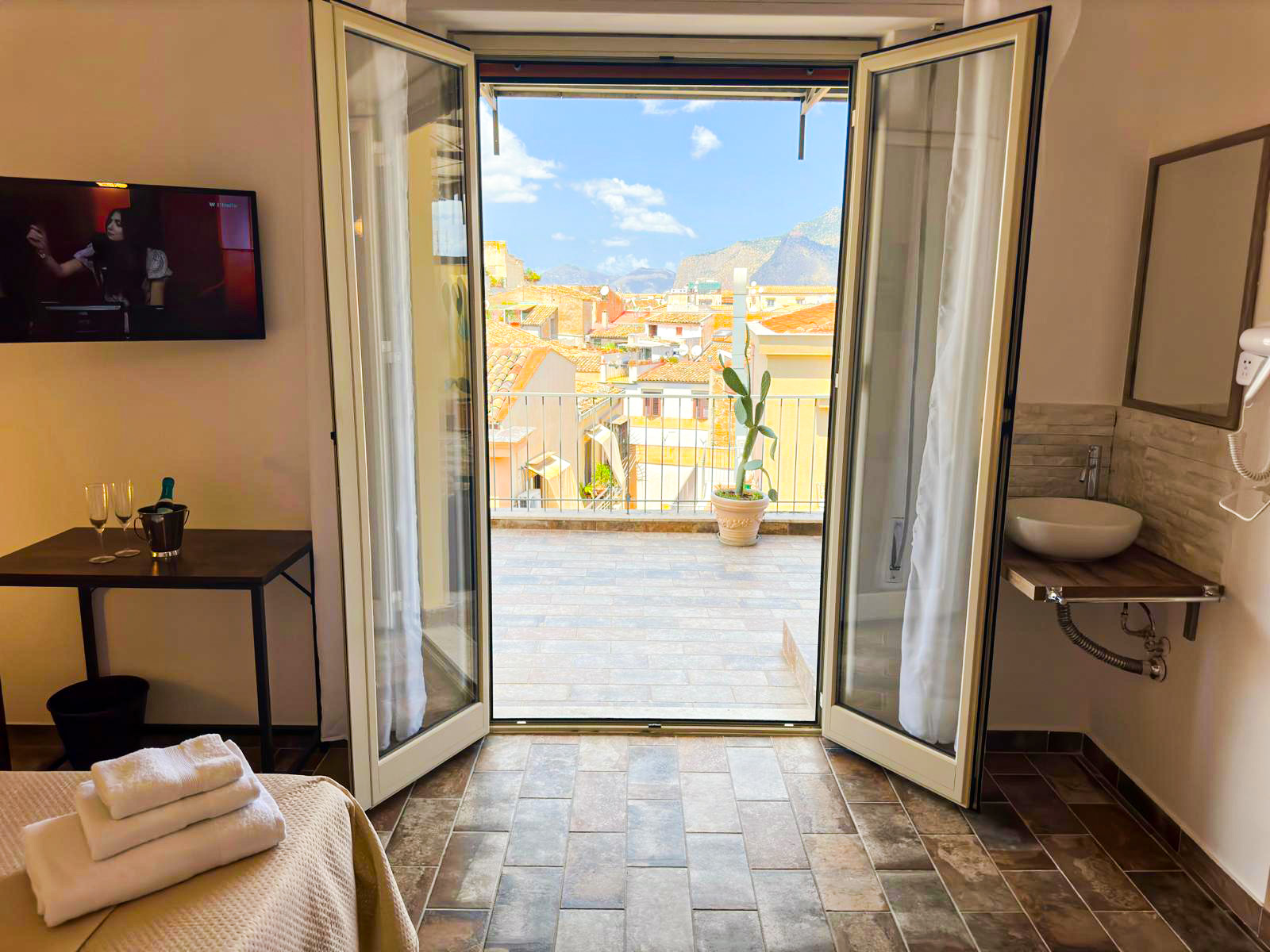 balcone camera cala terrazza alloro